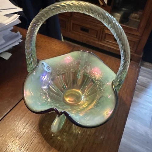 Green Opalescent Daisy & Buttons Winged Fenton Basket  W/Purple Carnival Crest