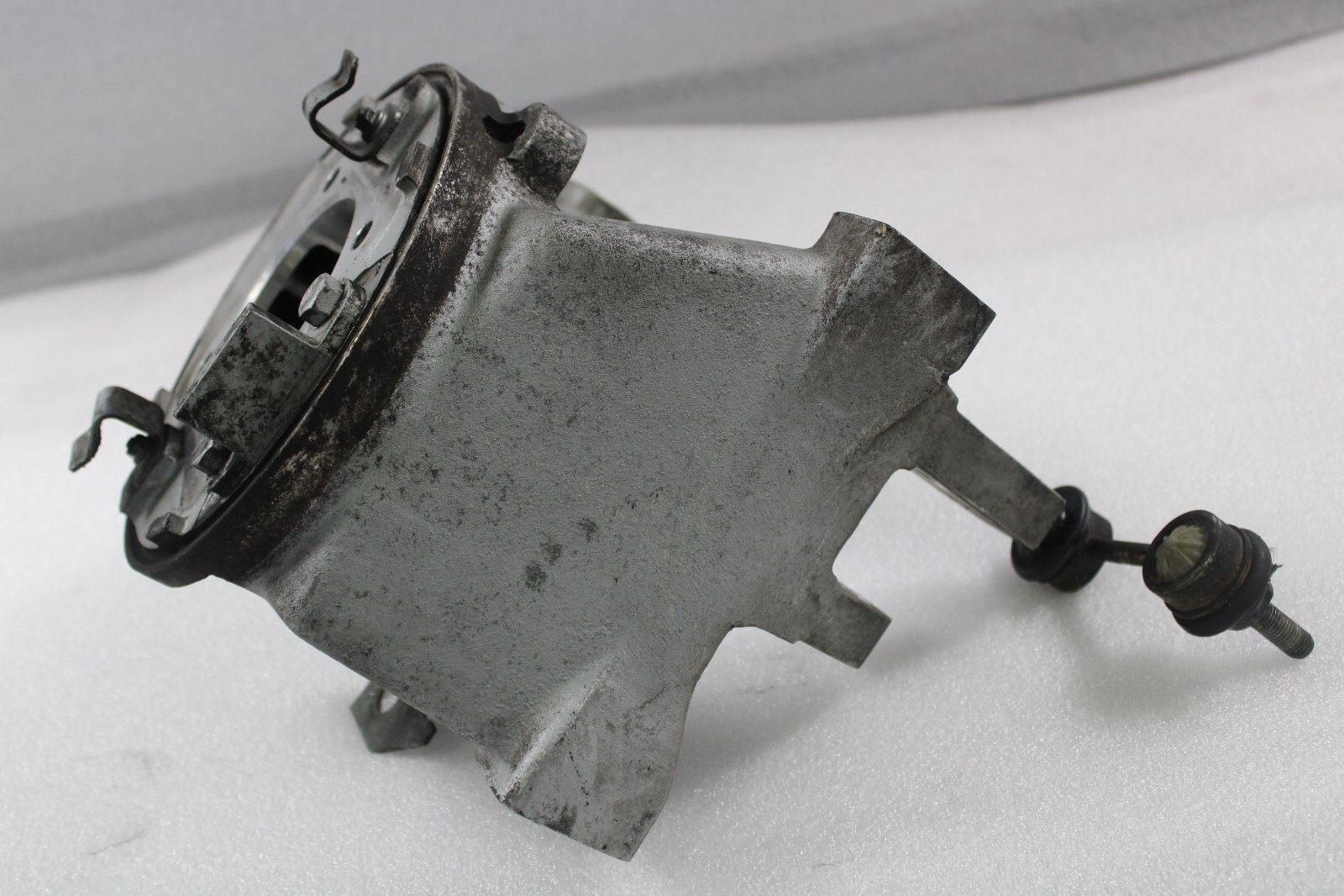 Ferrari 575, LH, Left, Rear Knuckle / Stub, Used, P/N 183324