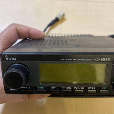 DUO BAND TRANSCEIVER IC-208 ジャンク品 DUO BAND TRANSCEIVER IC-208 ジャンク品