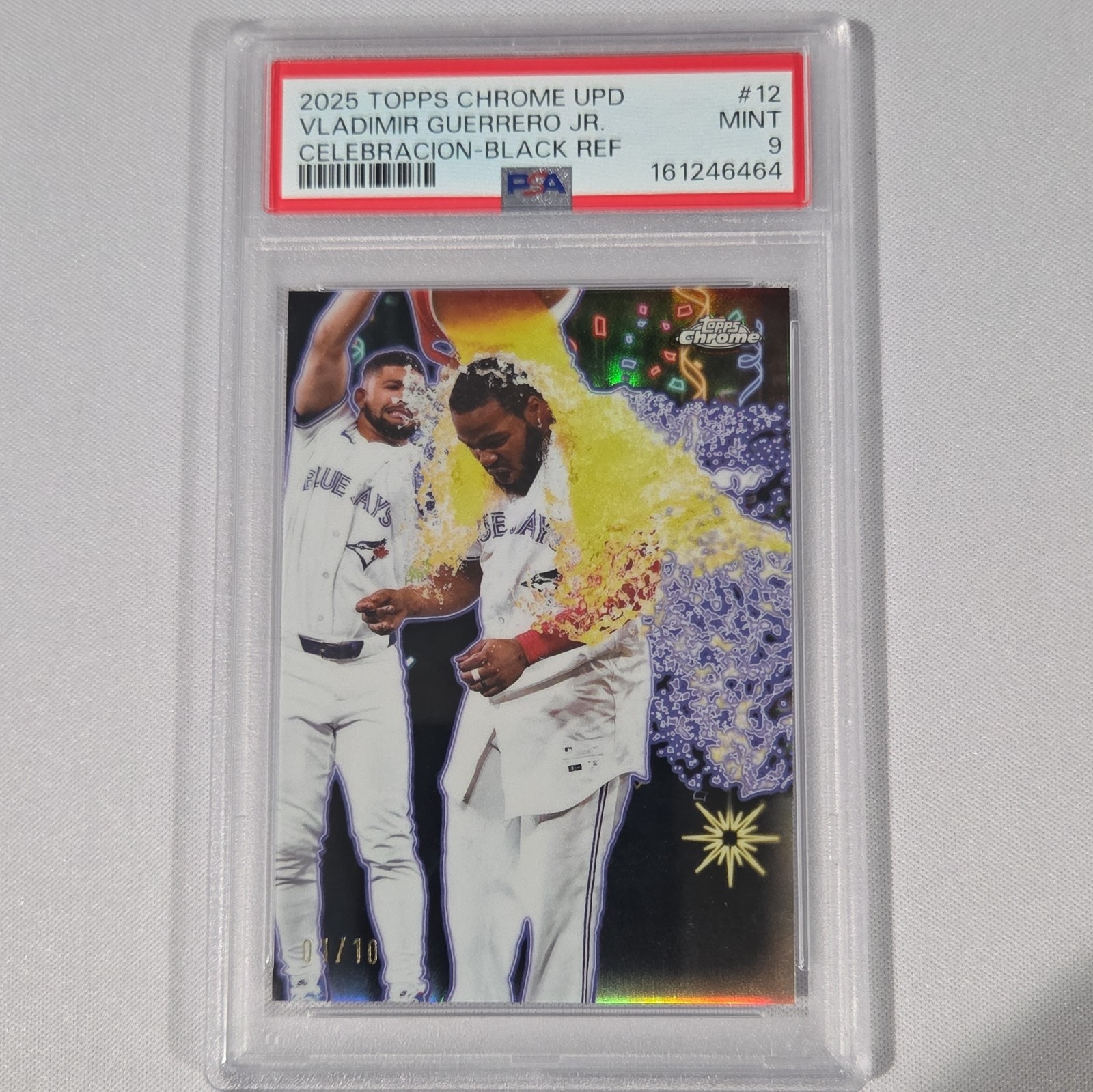 Topps 2025 Chrome Update Vladimir Guerrero Jr. Celebración CT-12 Black /10 PSA 9 view 1