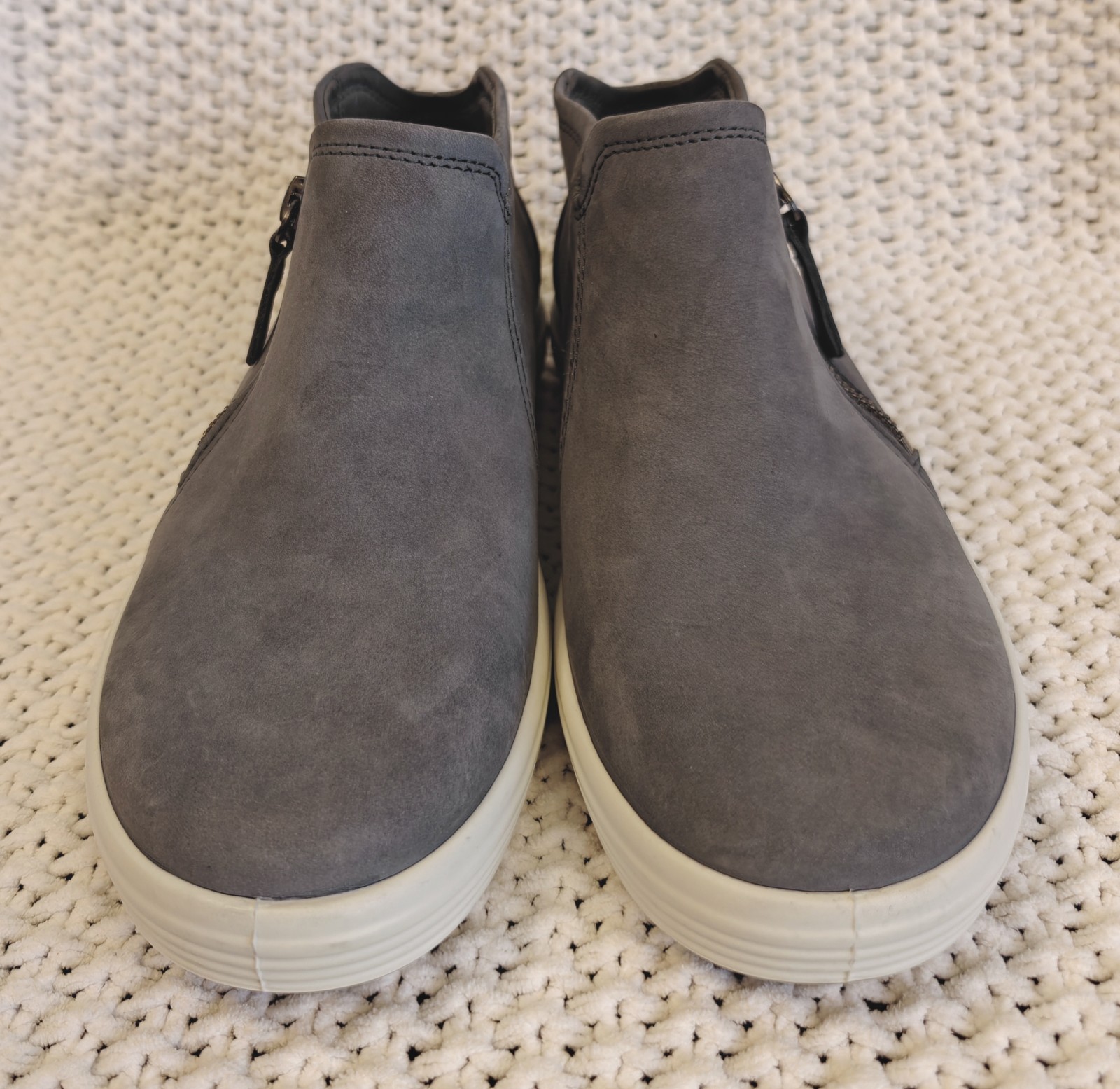 ECCO Women's Soft 7 Dark Shadow Gray Nubuck Leather Zip Low Bootie, NWOB, Sz 37 image 4