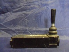 NICE PARKER 521810000 4-WAY 3-POS LEV/SPR RET VALVE SCHRADER BELLOWS