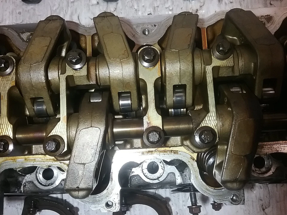 2000-2006 Mercedes Benz S430 Left Side Cylinder Head 306-58940L 4.3L V8 Foto 3 de 4