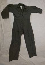 US Military Flyers Coveralls CWU-27/P Type I Class 1 Flight Suit Sage Green Size