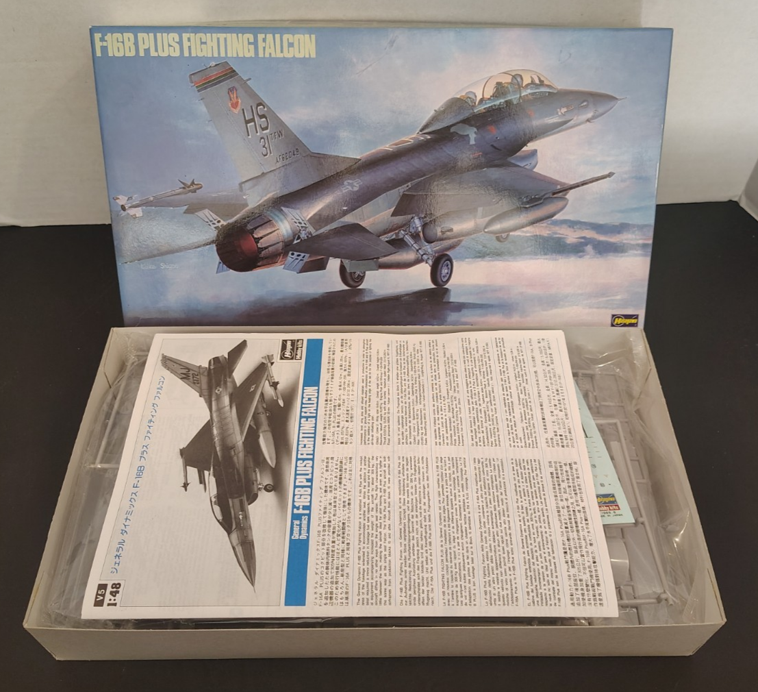 F-16B Plus Fighting Falcon Plane 1/48 Scale HASEGAWA Model Kit NEW