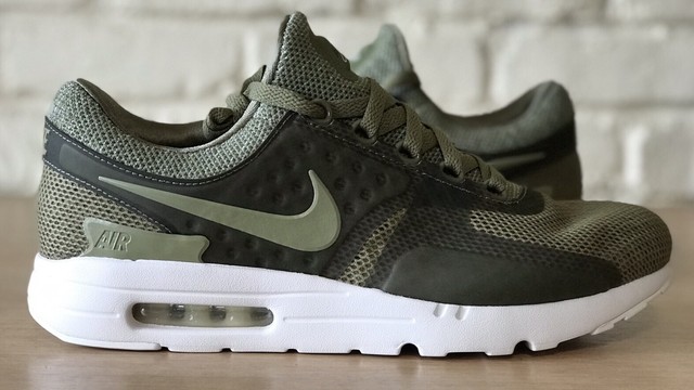 nike air max zero size 10