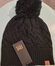 FRYE CO Cable Knit Beanie Cap Faux Fur Pom BLACK Winter Hat New Retail 48.00