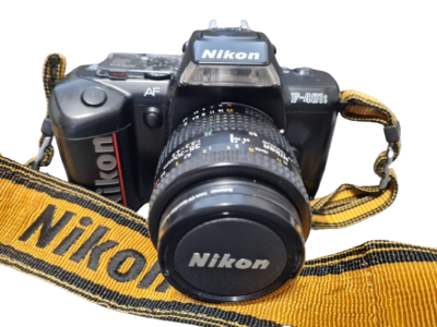 Nikon F-401s Camera with 35-70 AF Nikor 1:3.3-4.5 zoom lens/N MINT