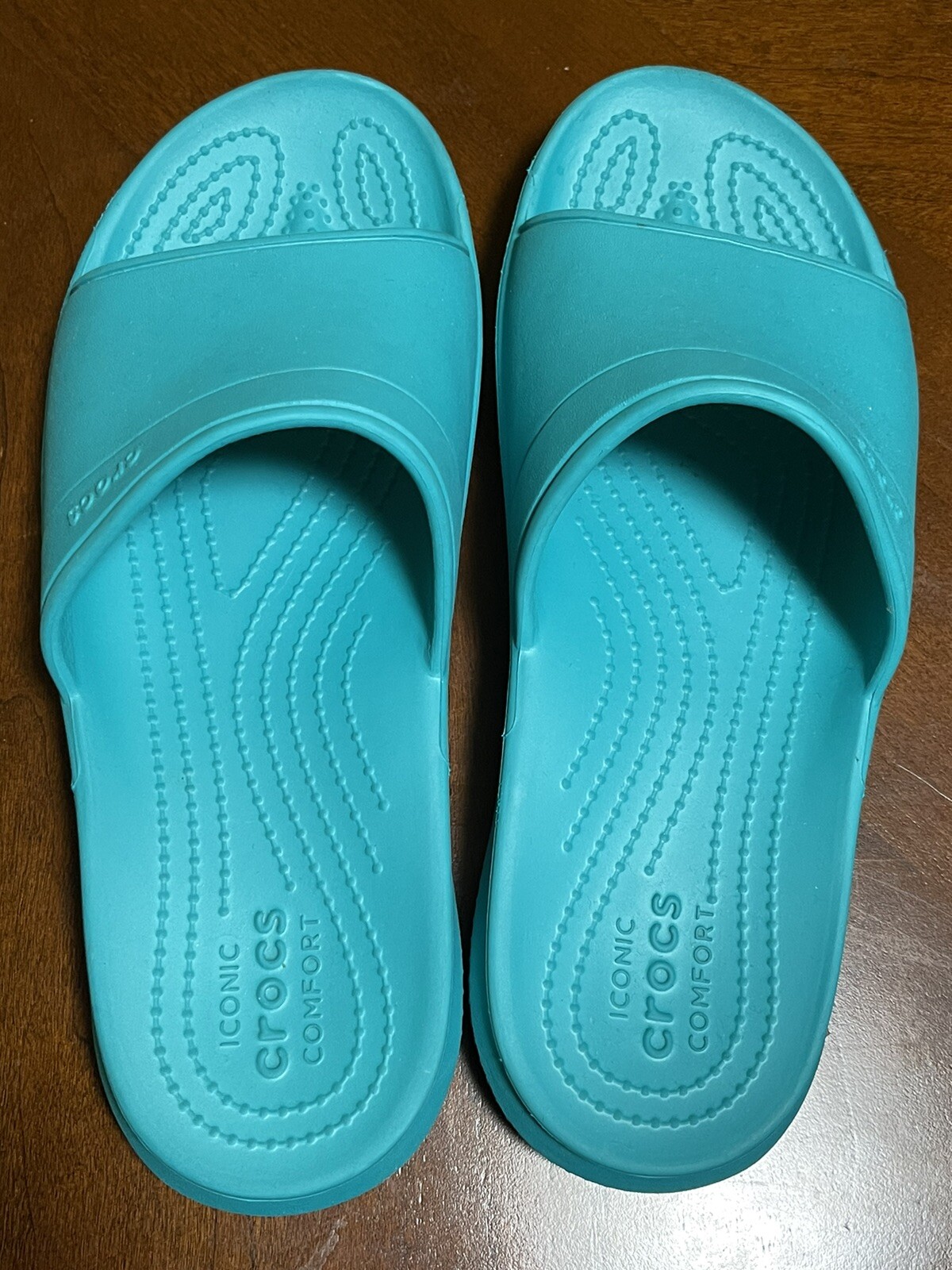 Crocs Iconic Womens Loafer Slide Teal Size 8 Comfortable & Lightweight-image