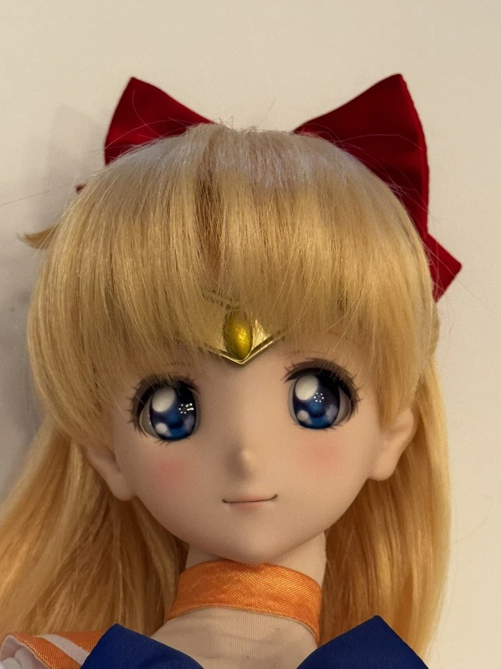 Muñeca VOLKS Dollfie Dream Sister DDS Sailor Moon Sailor Venus 1/3 Foto 3 de 4