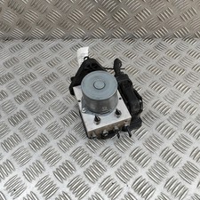 Pompe à essence Mercedes 190