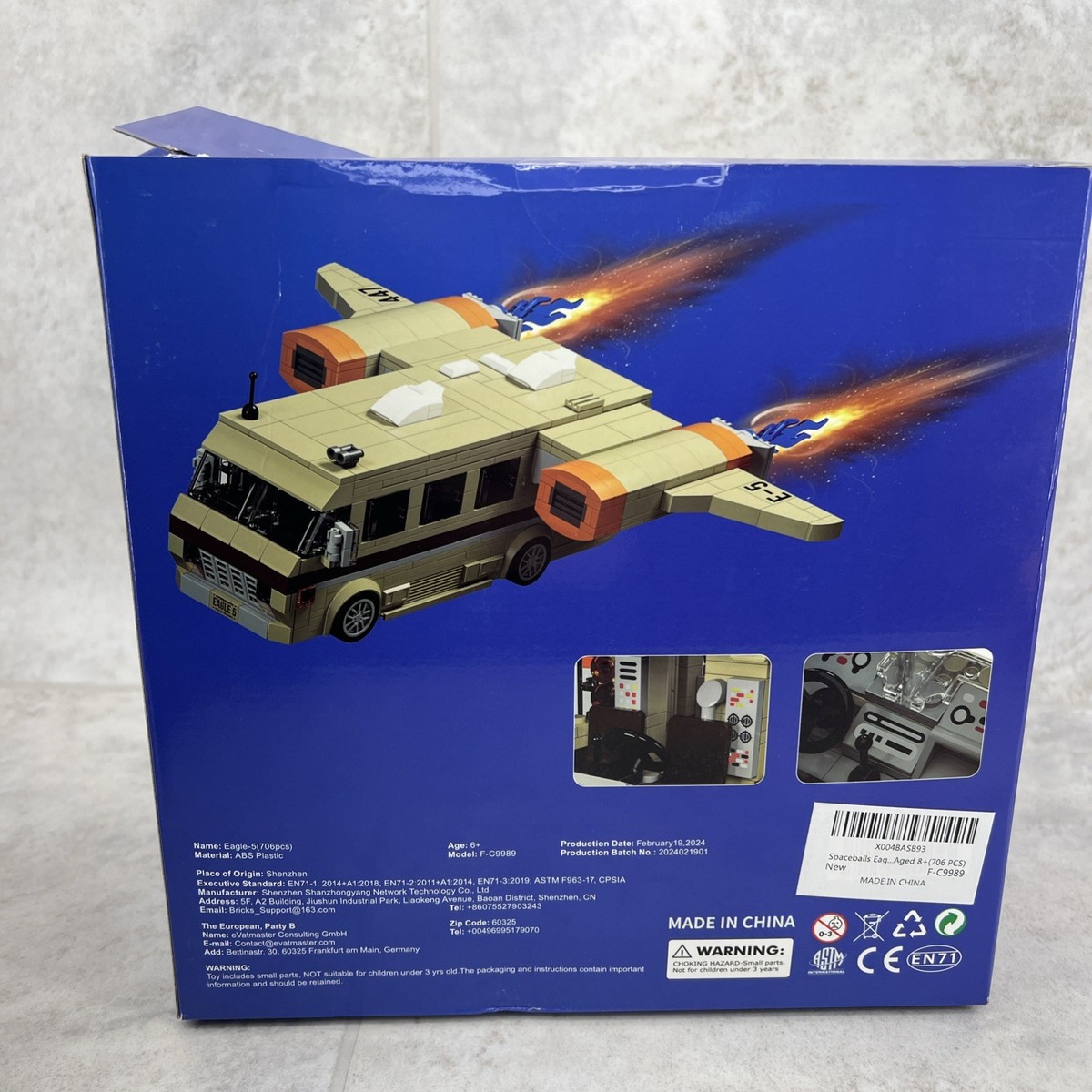Spaceballs Eagle 5 Building Kit F-C9989- 706 Pieces- With Cockpit