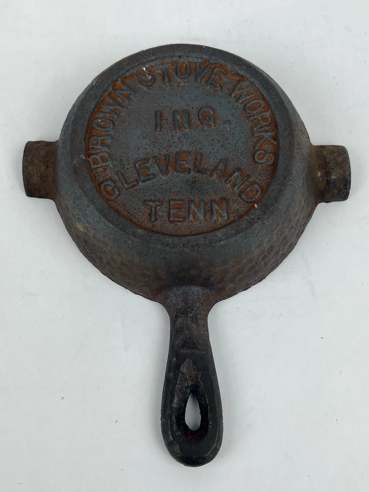 Cast Iron Mini Skillet Hammered Brown Stove Works Cleveland, Tenn Ashtray RARE