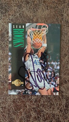 1994-95 Skybox Sean Rooks #39 - Dallas Mavericks - AUTOGRAPHED! 