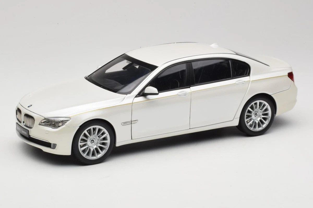08783BRW BMW 7 Series F02 760Li Brilliant White Kyosho 1:18 | eBay