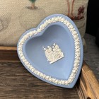 Blue Stamped WEDGWOOD Jasperware Vintage Heart Plate — photo 4