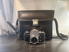 EXAKTA VX IIA Ihagee Dresden 35mm Camera, Camera case included.