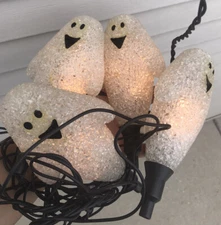 Vintage Ghosts Melted Plastic Popcorn String Lights with 4 Ghosts 5" Tall