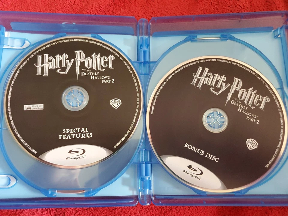 Harry Potter and the Deathly Hallows Part 2 (4-Discs) LIKE NEW! NO DIGITAL!!! - Image 3 of 4