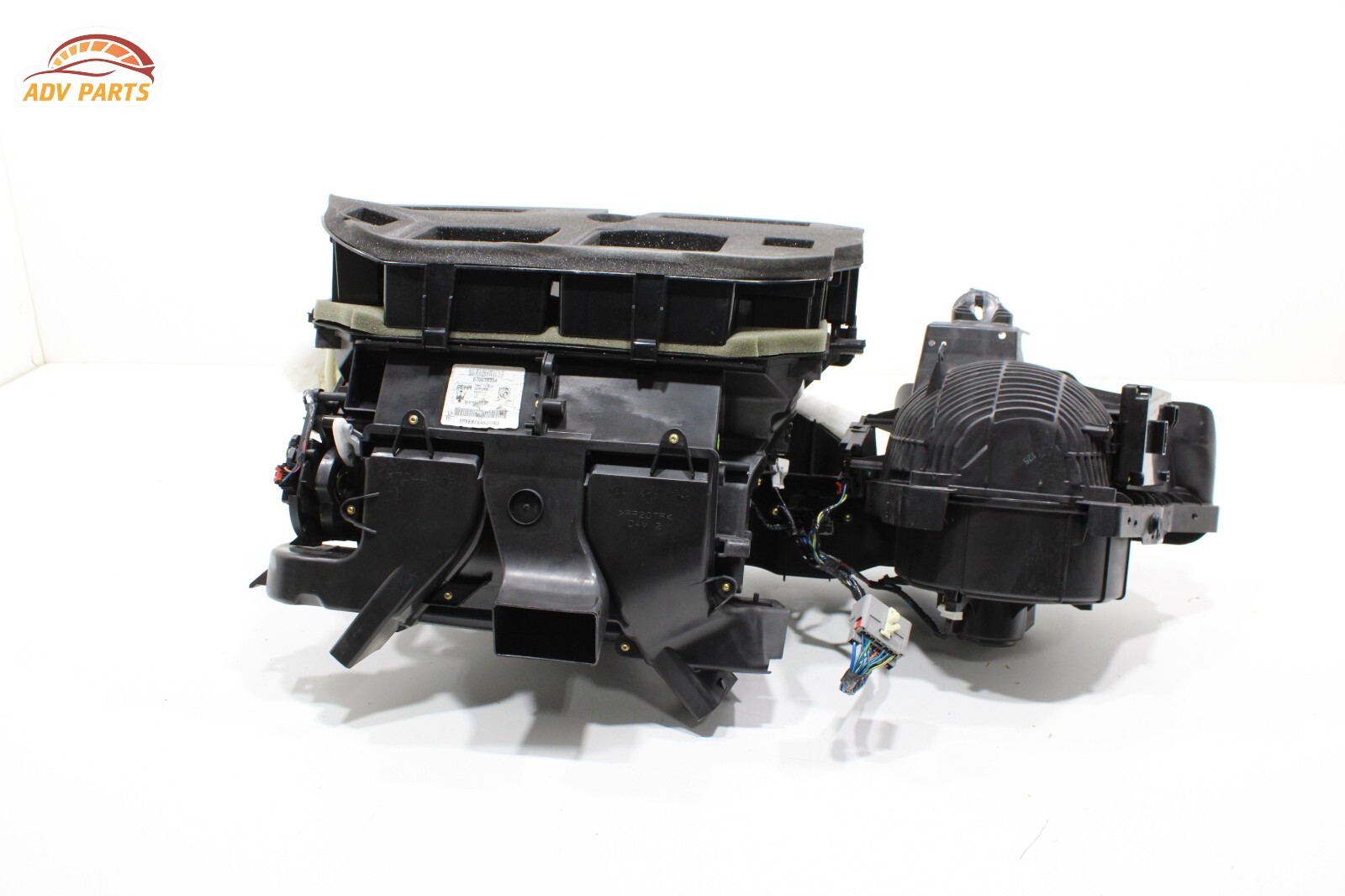 2017 - 2020 MASERATI LEVANTE HVAC AC CLIMATE HEATER BLOWER MOTOR HOUSING BOX OEM