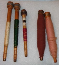 MIXED LOT 5 VINTAGE PRIMITIVE WOOD TEXTILE THREAD SPOOLS OR  INDUSTRIAL BOBBINS