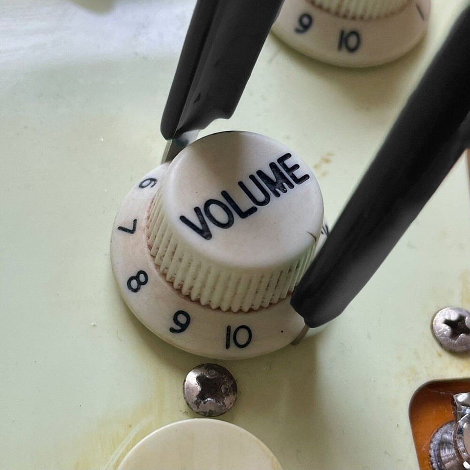 Guitar Knob Puller Tool for Easy and Precise Knob Removal Luthier's