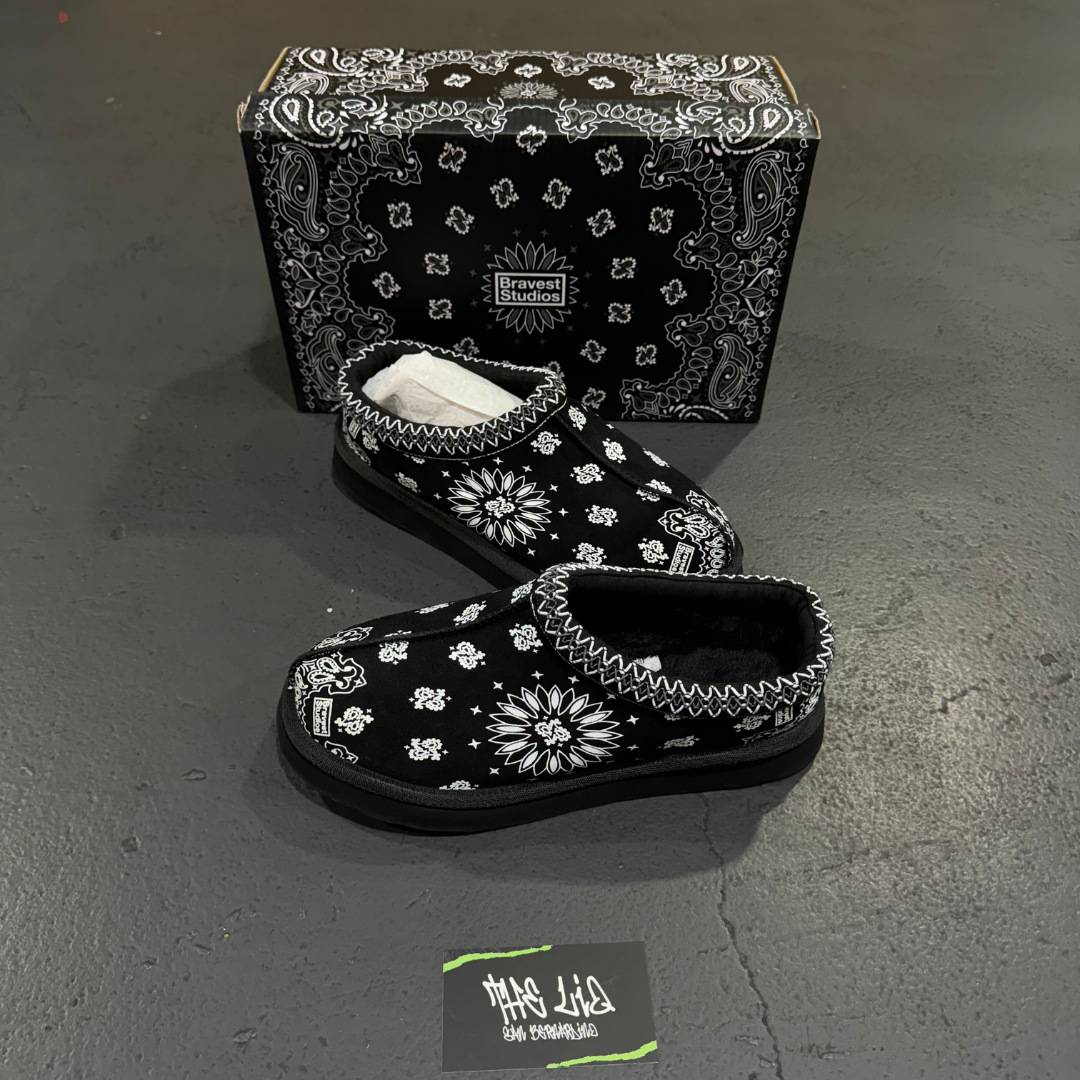 Bravest Studios Paisley Slippers (Black)