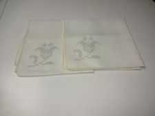 2 Napkins Stamped For Embroidery - Floral Design