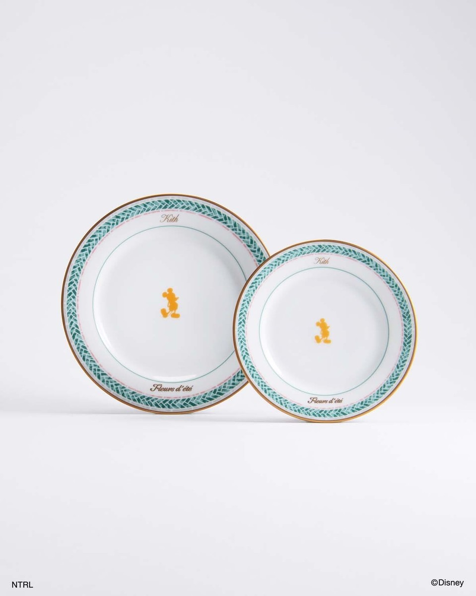 Kith Tokyo Fleurs ete for Disney 2 Plate Set 100 Years Kith Tokyo Fleurs ete for Disney 2 Plate Set 100 Years