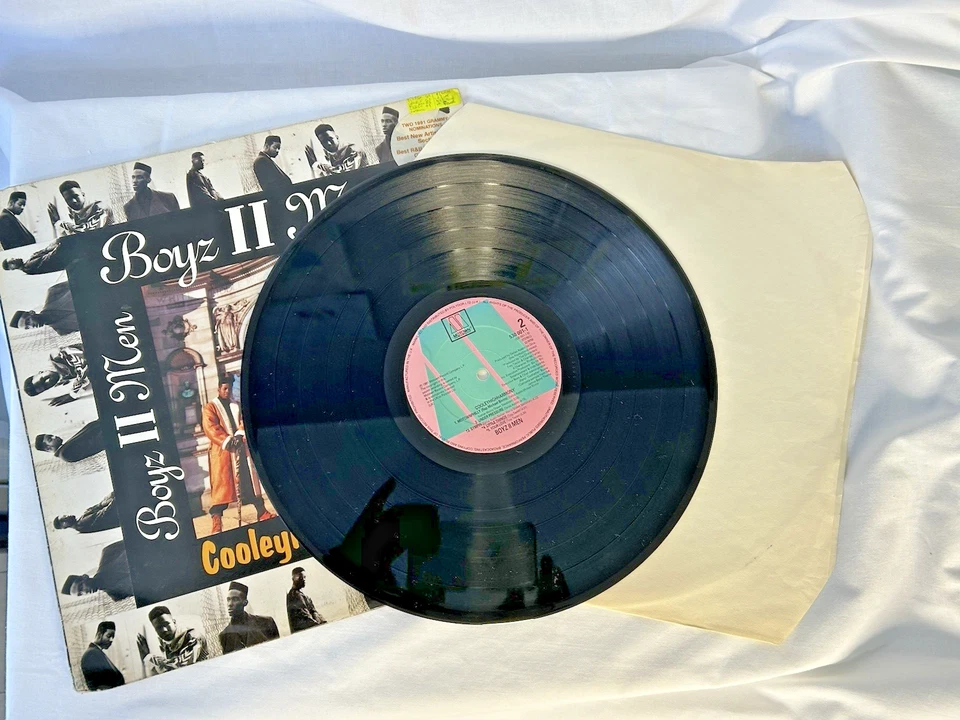 Boyz II Men ‎– Cooleyhighharmony 1991  Motown Pressed Record From 1991 - Image 3 of 4