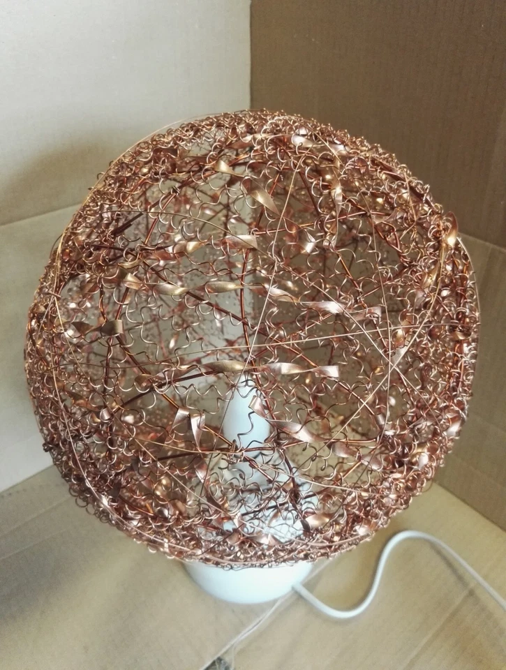 Lampada Rame tavolo salotto Fatta A Mano - Immagine 2 di 2