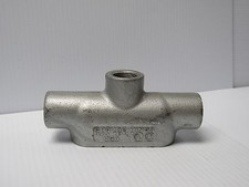 NEW CROUSE HINDS CONDULET CONDUIT OUTLET BODY TB27 3/4"