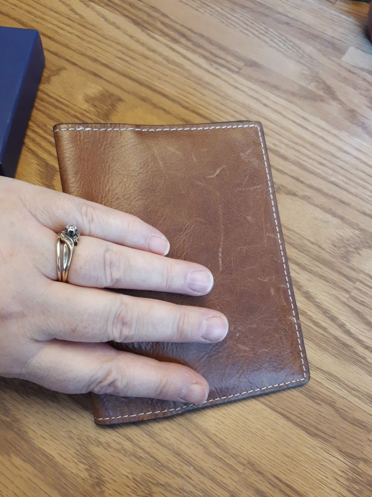 Vintage Slim TravelSmith Brown Leather Passport Wallet Holder 5 1/2