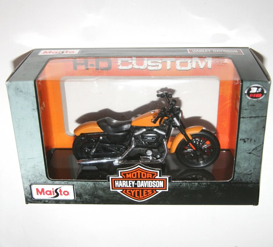 Harley Davidson Sportster Iron 883 Maisto 1:18 2014 modelo de motocicleta caja dorada Foto 2 de 4
