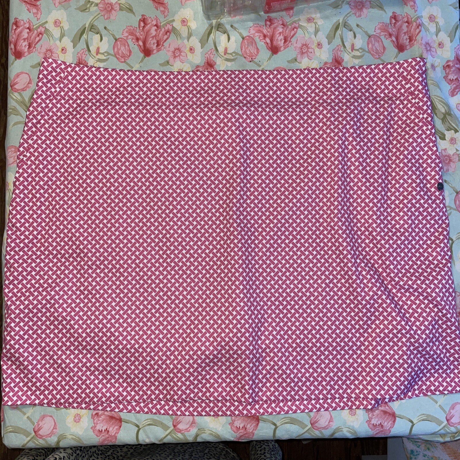 CRACKED WHEAT Golf Pickleball Tennis Skort Womens Size 22 Pink Print