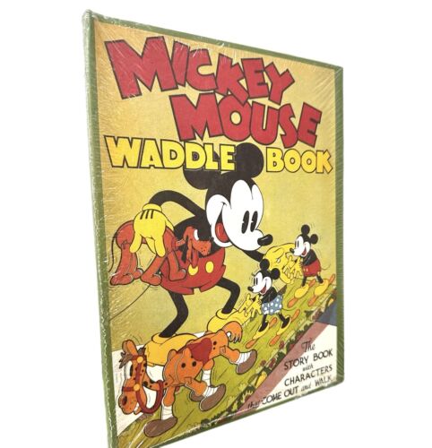 Mickey Mouse Waddle Book by Walt Disney Walt Disney  w/ Characters New - Afbeelding 1 van 3