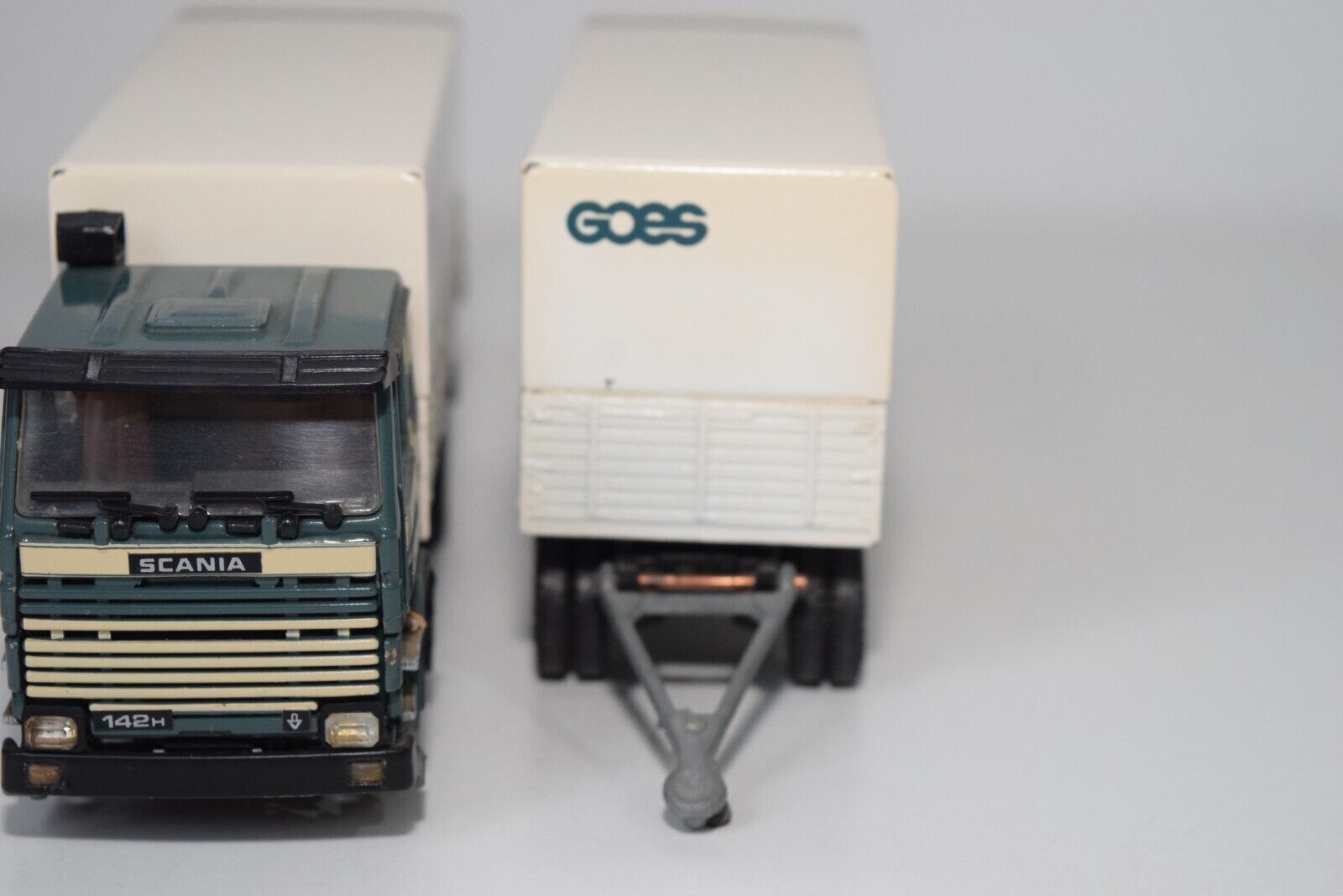 Tekno 1:50 Scania 142H Torpedo Truck + Remorque - Miniature Métal