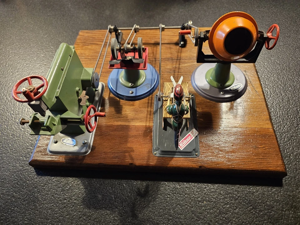 Accesorios para motor de vapor de juguete Wilesco hechos en Alemania Foto 2 de 3