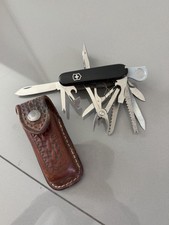 VINTAGE VICTORINOX STAINLESS ROSTEREL OFFICIER SUISSE /BLACK SURVIVAL KNIFE