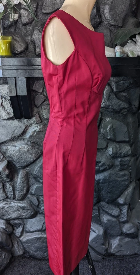 Vestido lápiz década de 1960 funda costura debajo del busto rosa intenso de colección talla 9 retrato cuello espalda en V Foto 3 de 4