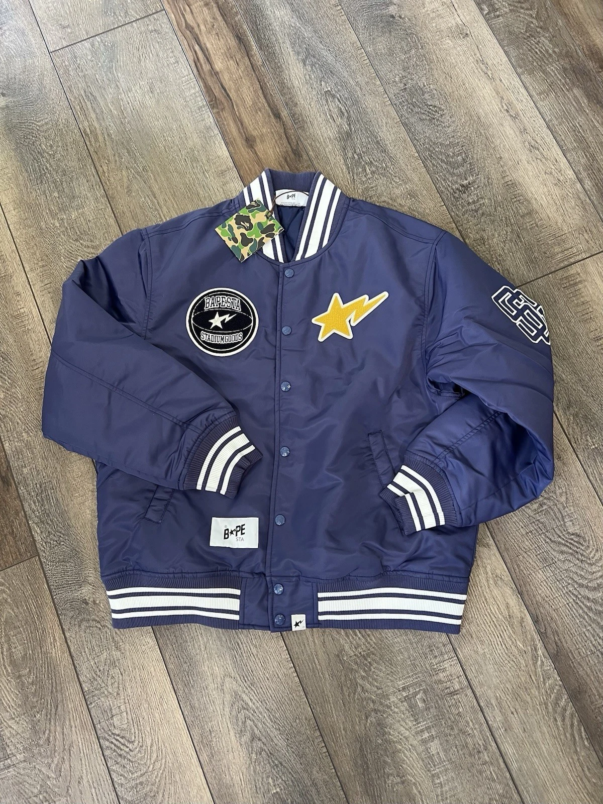 A BATHING APE (BAPE) Giacca BAPE Stadium Goods Varsity Deadstock Medium