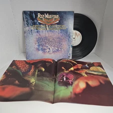 Rick Wakeman -Journey To The Center Of The Earth - Vinyl LP 1974 w/Booklet EX