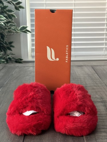 Fabletics Women's US Size 8 Slip On Fur Slipper Cherry Red - Picture 8 of 17