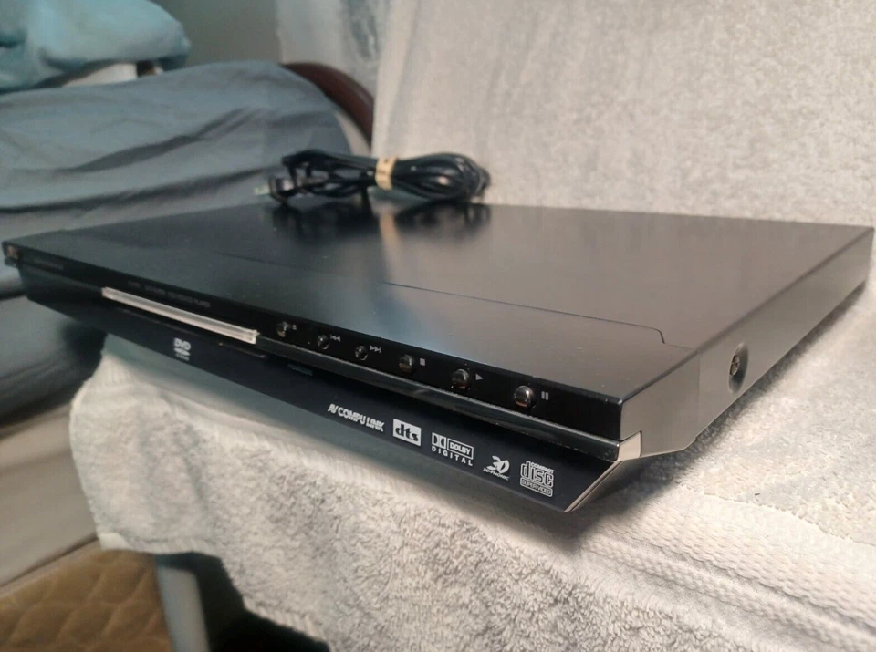 DVD Player. JVC XV-N50BK  - Image 3 of 4