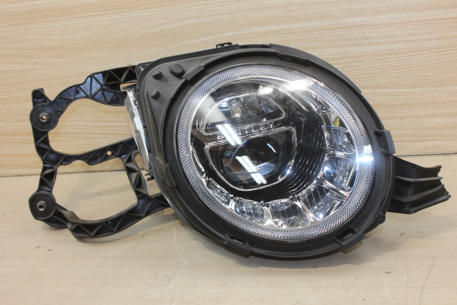 17-20 BENTLEY BENTAYGA HID AFS LED ADAPTIVE LIGHT HEADLIGHT ASSEMBLY OEM RIGHT