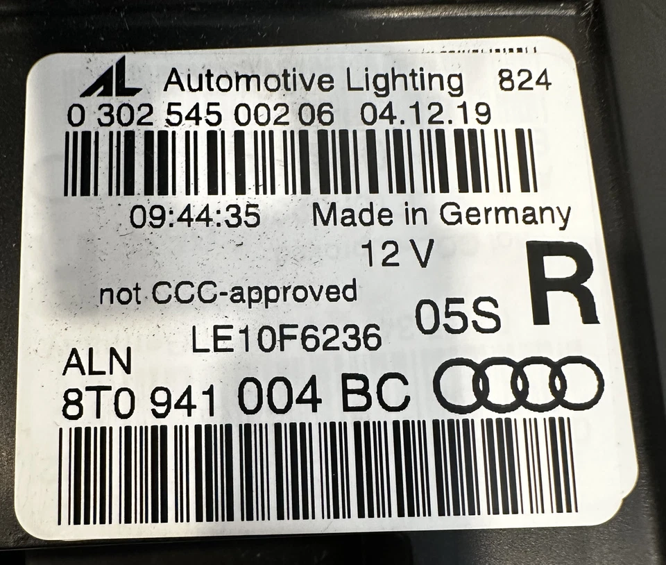 2013-15 AUDI A5 / A5 QUATRO / A5 - FAROL RH ASSY OEM PART# 8T0.941.004.BC - Imagem 2 de 4
