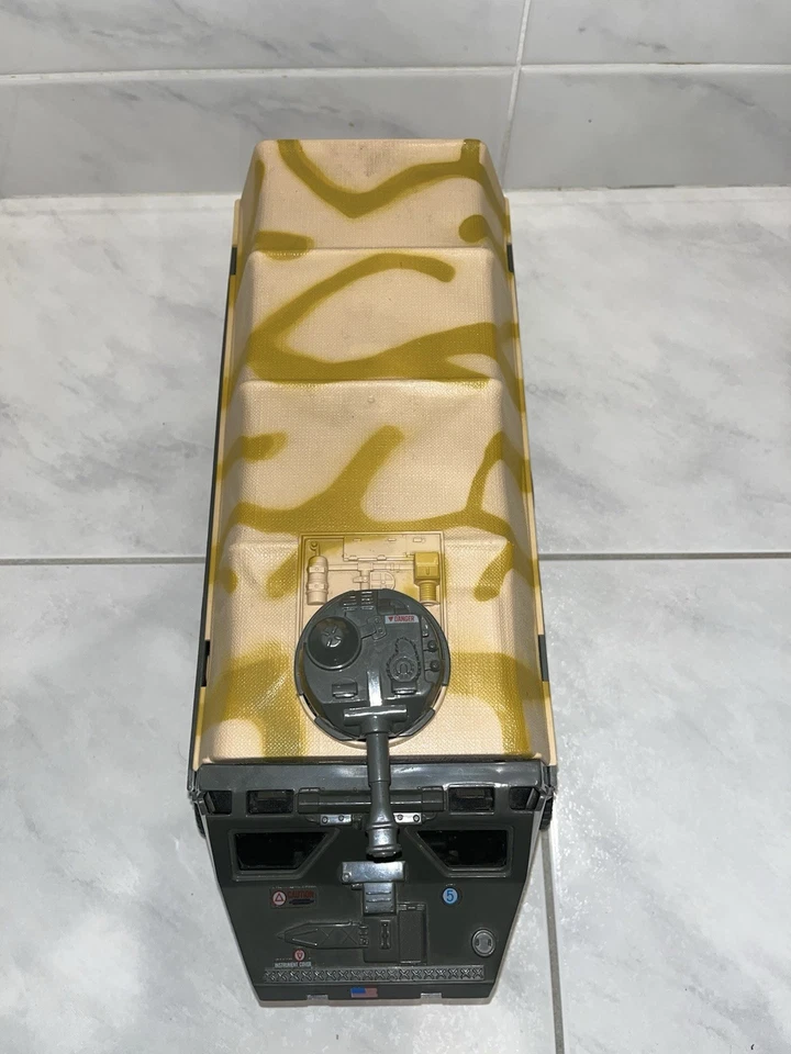 1983 GI Joe Hasbro APC Amphibious Personnel Carrier Troop Transport Truck - Image 4 of 4