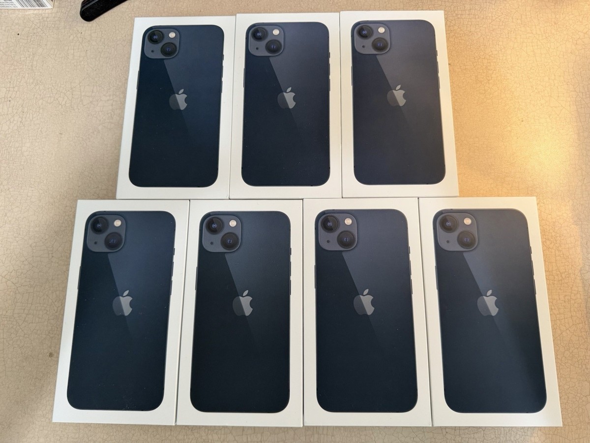 New Apple iPhone 13 256GB 5G Unlocked iOS No Simlock 6.1in