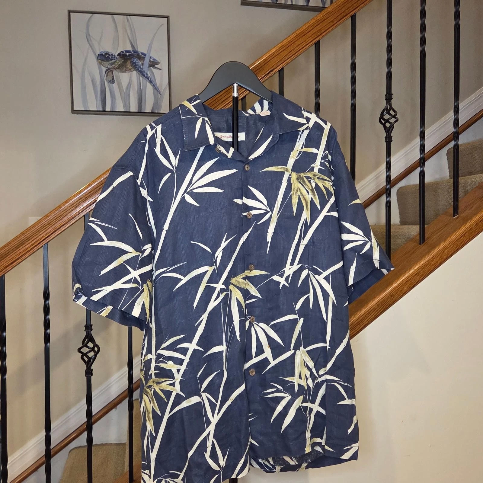 Tommy Bahama Linen Shirt Mens XL Button Camp Hawaiian Bamboo Light Tiki Beach