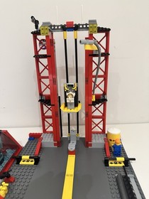 LEGO City Space Centre 3368 2011 100% COMPLETE Retired W/box & Manual & Minifigs